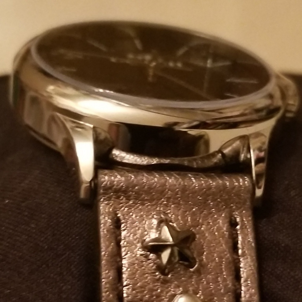 Gray coach watch
